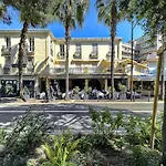 Family In Juan Les Pins *